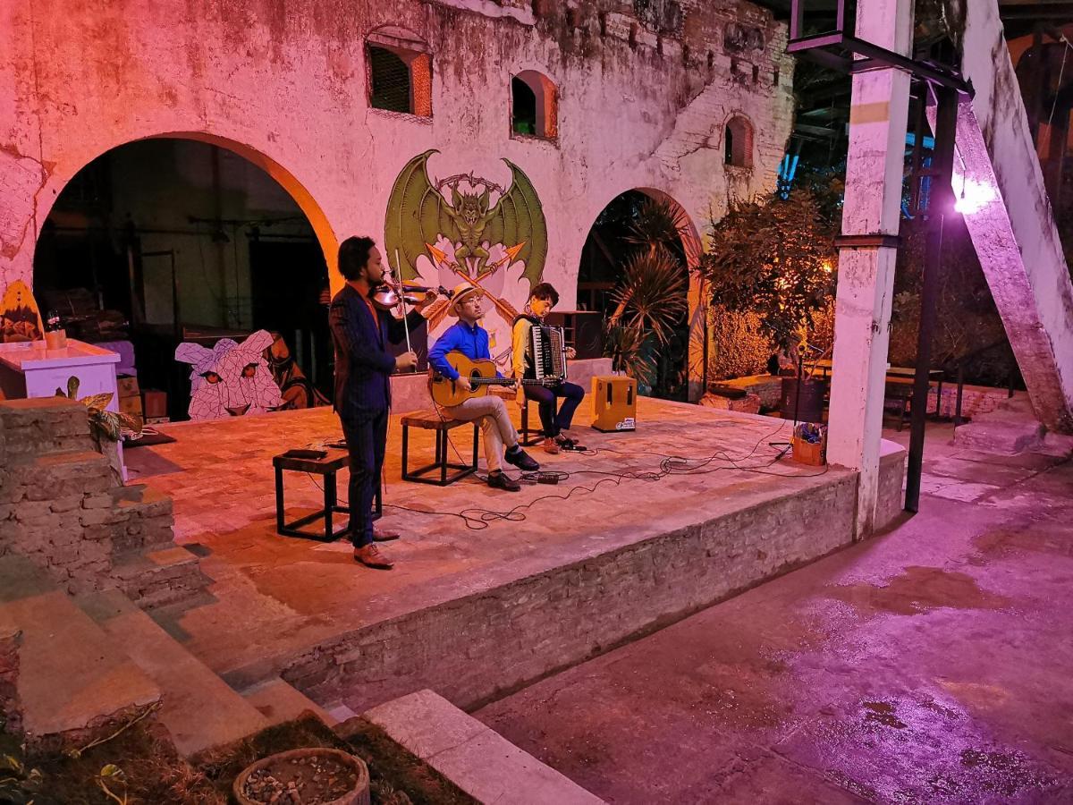 فندق Bat & Arrow بادانج المظهر الخارجي الصورة